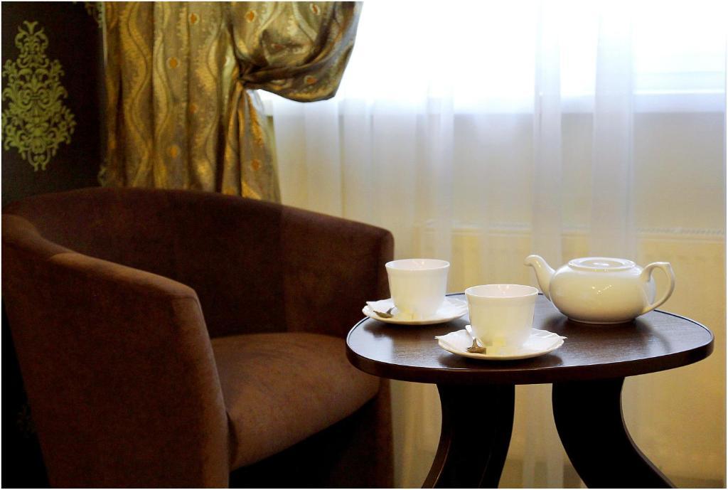 Siesta Hotel Harkov Szoba fotó
