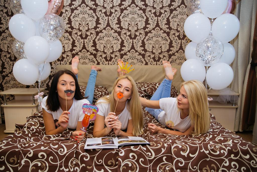 Siesta Hotel Harkov Kültér fotó