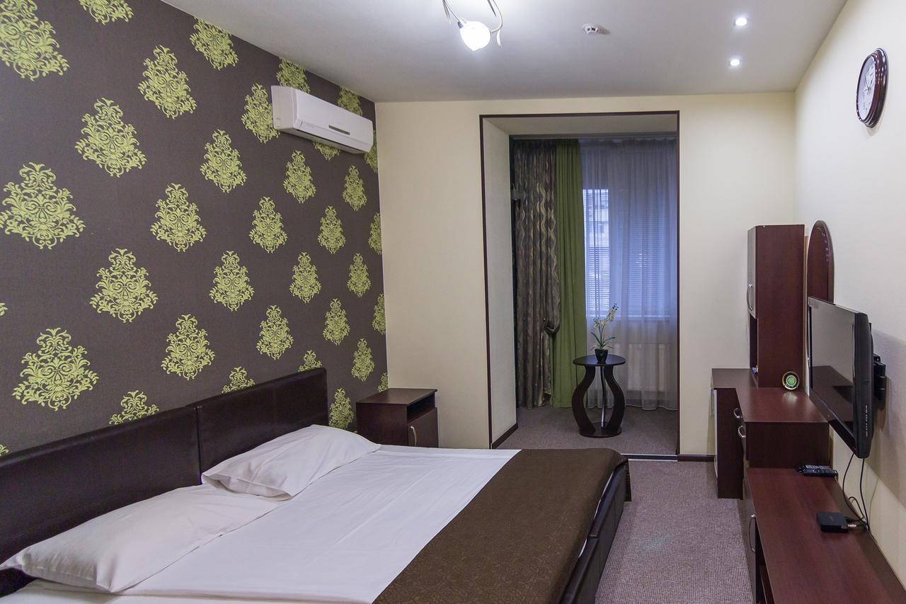 Siesta Hotel Harkov Kültér fotó