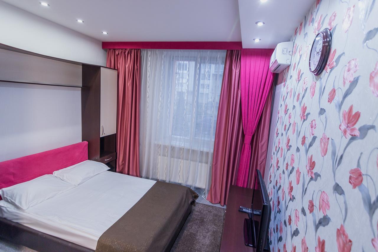 Siesta Hotel Harkov Kültér fotó