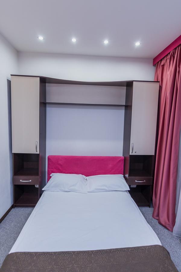 Siesta Hotel Harkov Kültér fotó