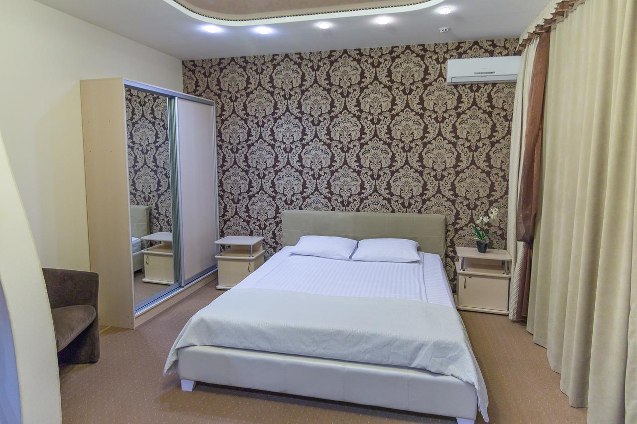 Siesta Hotel Harkov Kültér fotó